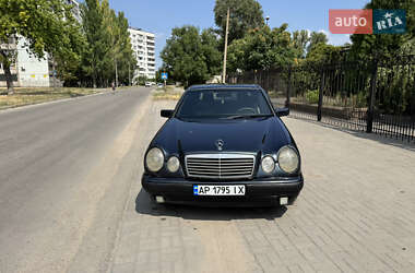 Седан Mercedes-Benz E-Class 1996 в 