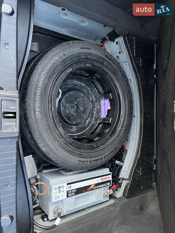 Седан Mercedes-Benz E-Class 2004 в Тернополі