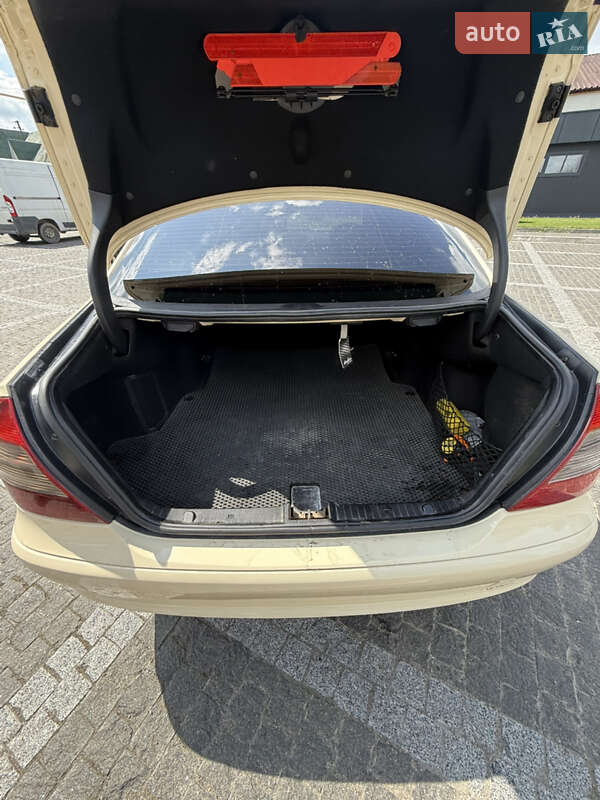 Седан Mercedes-Benz E-Class 2008 в Пирятині