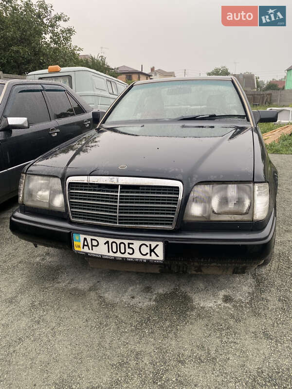 Mercedes-Benz E-Class 1991