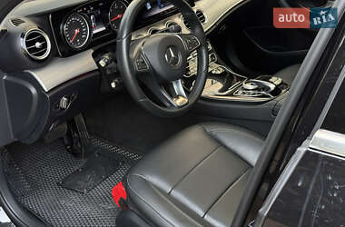 Седан Mercedes-Benz E-Class 2017 в  фото 23 Седан Mercedes-Benz E-Class 2017 в