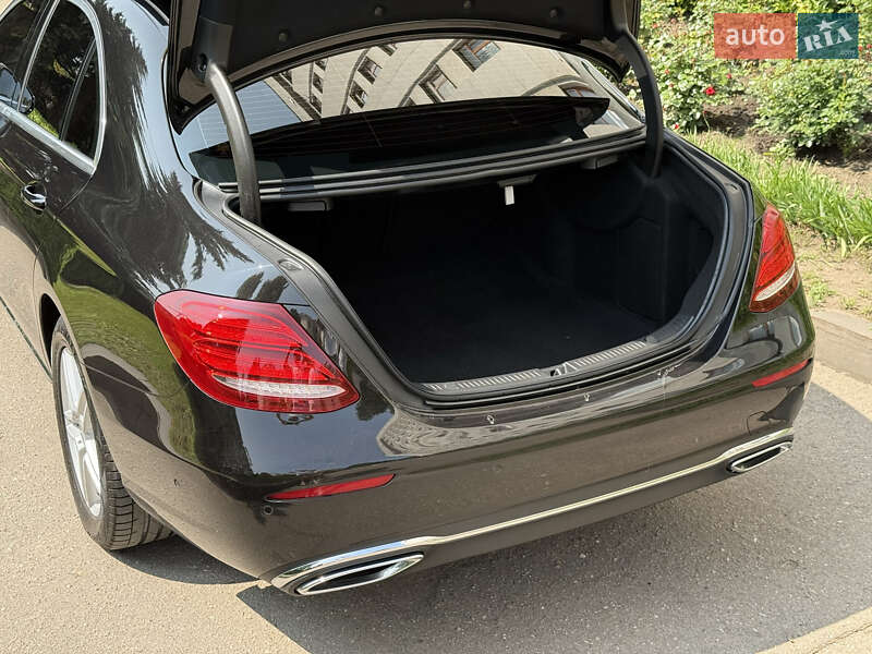 Седан Mercedes-Benz E-Class 2017 в Тернополе фото 65 Седан Mercedes-Benz E-Class 2017 в Тернополе