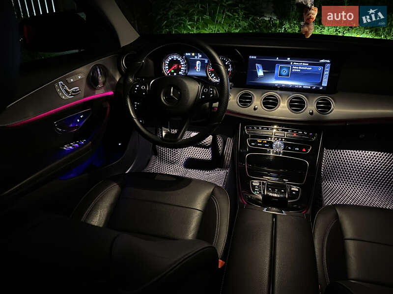 Седан Mercedes-Benz E-Class 2017 в Тернополе фото 90 Седан Mercedes-Benz E-Class 2017 в Тернополе