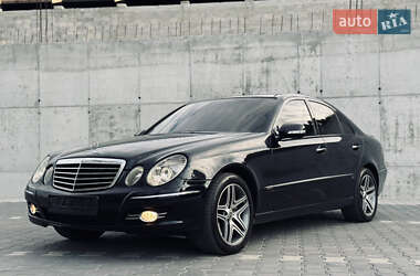 Седан Mercedes-Benz E-Class 2003 в 