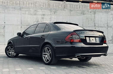 Седан Mercedes-Benz E-Class 2003 в 