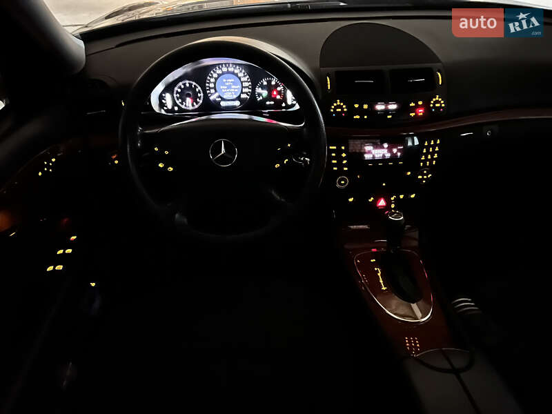 Седан Mercedes-Benz E-Class 2006 в Киеве