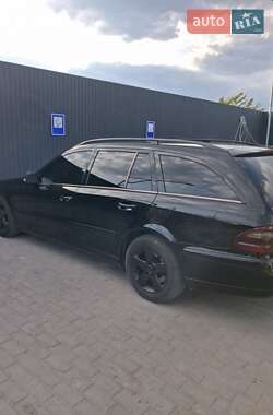 Универсал Mercedes-Benz E-Class 2004 в 