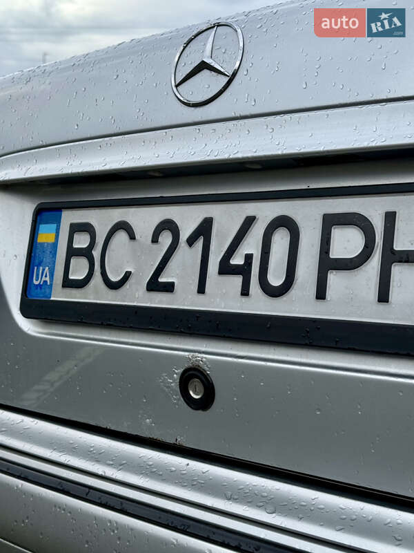 Седан Mercedes-Benz E-Class 2000 в Городке