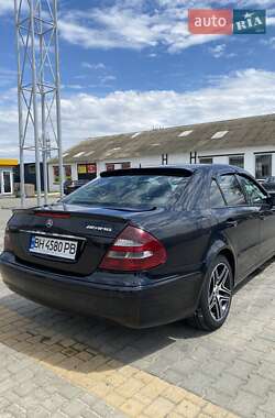 Седан Mercedes-Benz E-Class 2002 в 