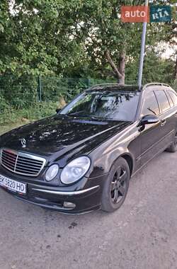 Универсал Mercedes-Benz E-Class 2004 в 