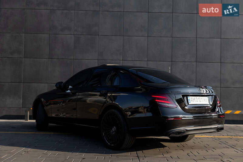 Седан Mercedes-Benz E-Class 2018 в Житомирі
