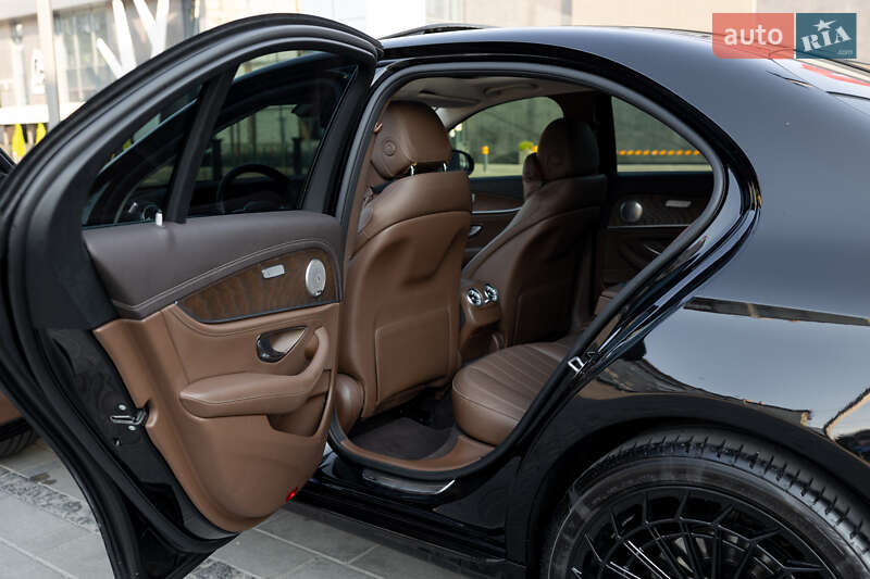 Седан Mercedes-Benz E-Class 2018 в Житомирі