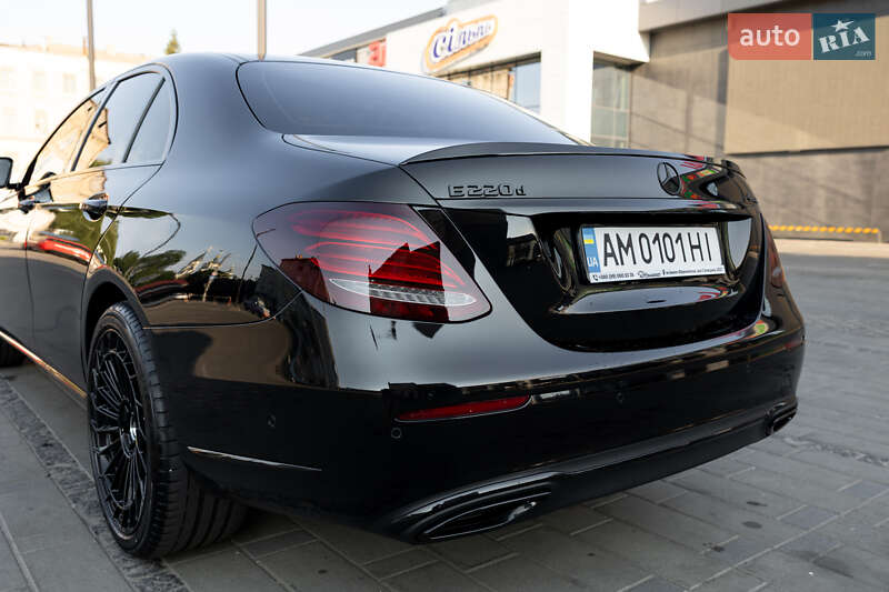 Седан Mercedes-Benz E-Class 2018 в Житомирі