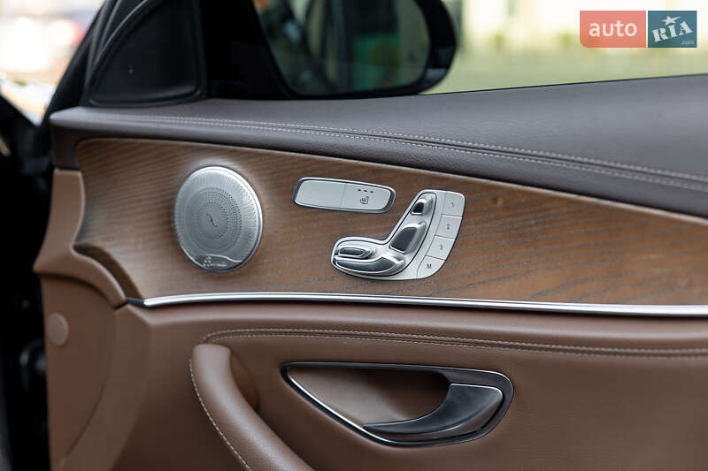 Седан Mercedes-Benz E-Class 2018 в Житомирі