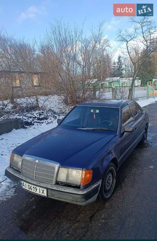 Mercedes-Benz E-Class 1988