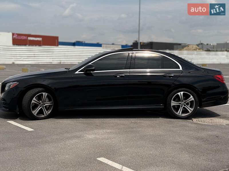 Седан Mercedes-Benz E-Class 2019 в Львове