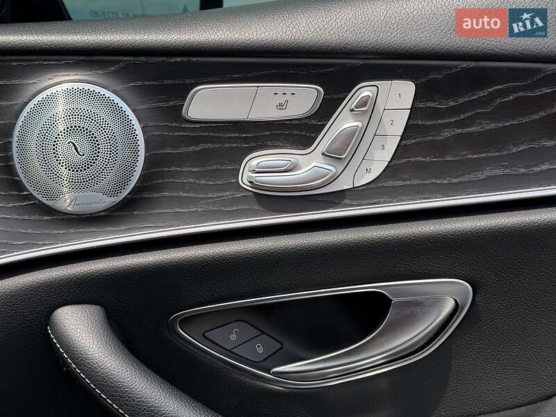 Седан Mercedes-Benz E-Class 2019 в Львове