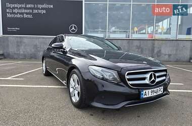 Седан Mercedes-Benz E-Class 2017 в 