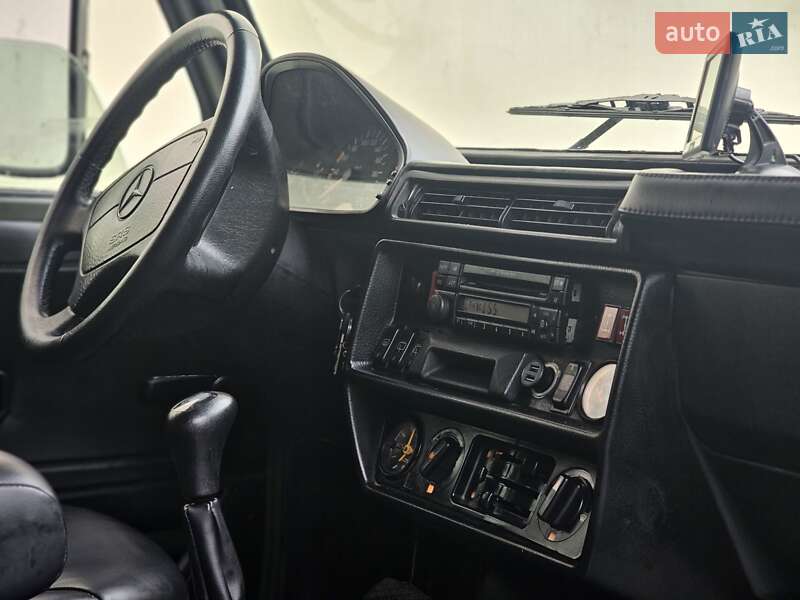 Внедорожник / Кроссовер Mercedes-Benz E-Class 1988 в Львове