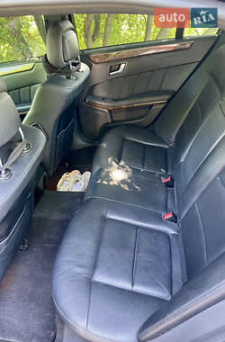 Седан Mercedes-Benz E-Class 2010 в 