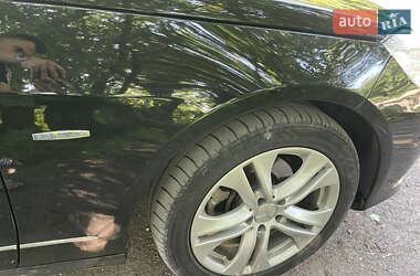 Седан Mercedes-Benz E-Class 2010 в 