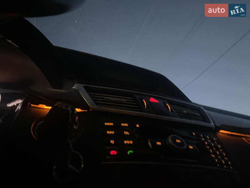 Седан Mercedes-Benz E-Class 2010 в Хмельницком