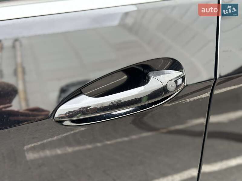 Седан Mercedes-Benz E-Class 2010 в Киеве