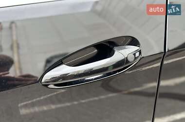 Седан Mercedes-Benz E-Class 2010 в 