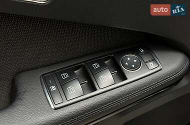 Седан Mercedes-Benz E-Class 2010 в 