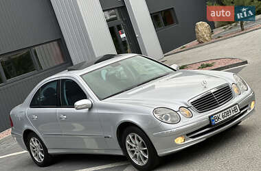 Седан Mercedes-Benz E-Class 2005 в 
