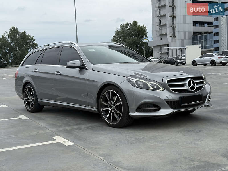 Универсал Mercedes-Benz E-Class 2013 в Киеве