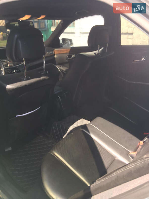 Седан Mercedes-Benz E-Class 2010 в Павлограде фото 11 Седан Mercedes-Benz E-Class 2010 в Павлограде