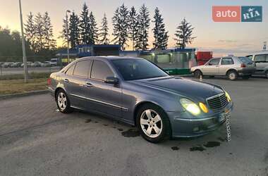 Седан Mercedes-Benz E-Class 2003 в 