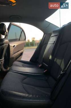 Седан Mercedes-Benz E-Class 2003 в 