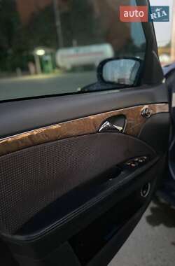 Седан Mercedes-Benz E-Class 2003 в 