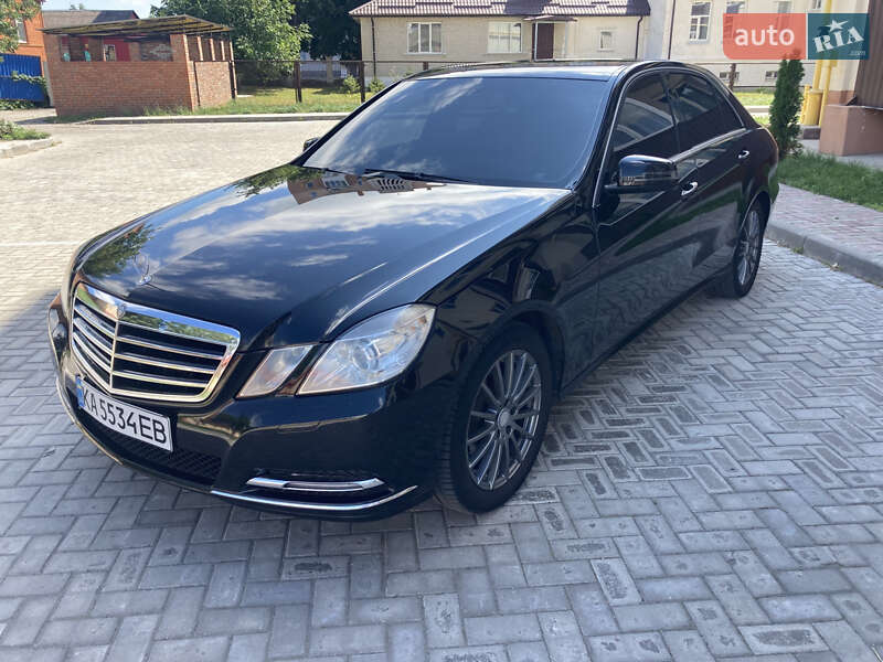 Седан Mercedes-Benz E-Class 2012 в Сумах