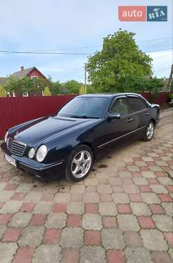 Седан Mercedes-Benz E-Class 2001 в 