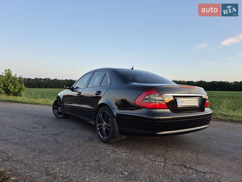 Седан Mercedes-Benz E-Class 2008 в Сумах
