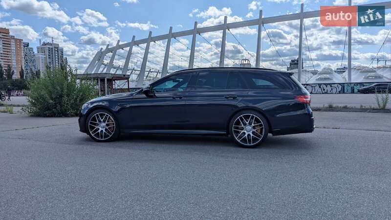 Универсал Mercedes-Benz E-Class 2018 в Киеве