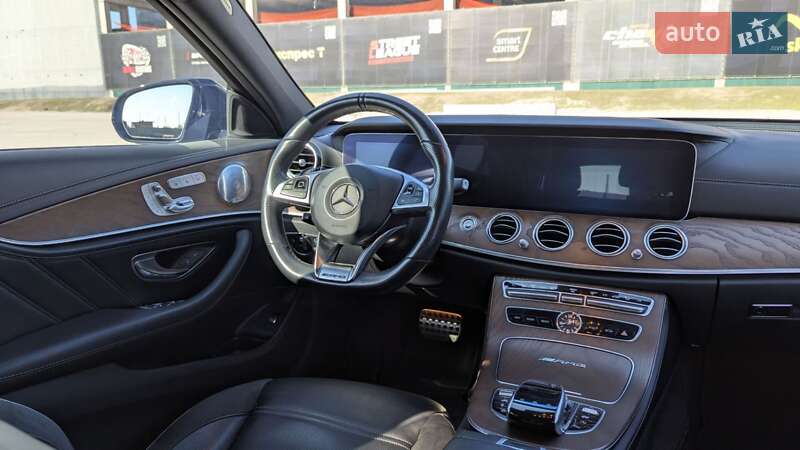 Универсал Mercedes-Benz E-Class 2018 в Киеве