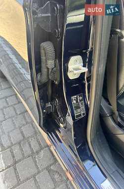 Седан Mercedes-Benz E-Class 2013 в 