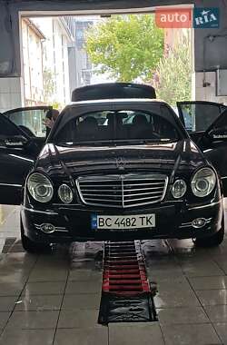 Седан Mercedes-Benz E-Class 2008 в Львові