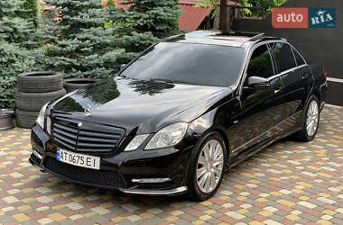 Седан Mercedes-Benz E-Class 2012 в 