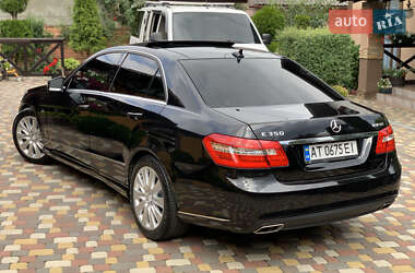 Седан Mercedes-Benz E-Class 2012 в 