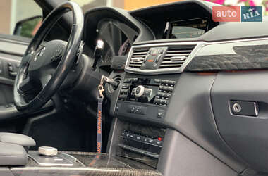 Седан Mercedes-Benz E-Class 2012 в 