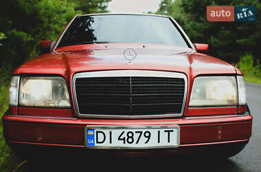 Седан Mercedes-Benz E-Class 1995 в 