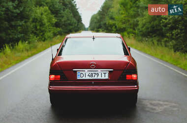 Седан Mercedes-Benz E-Class 1995 в 