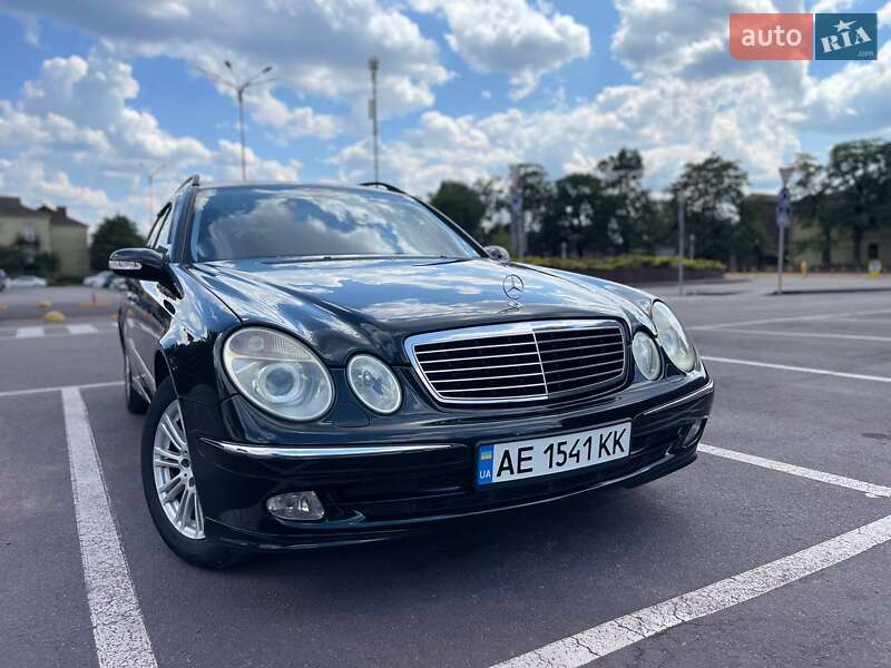Mercedes-Benz E-Class 2003