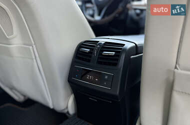 Седан Mercedes-Benz E-Class 2013 в 