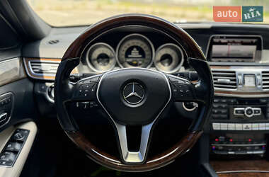 Седан Mercedes-Benz E-Class 2013 в 